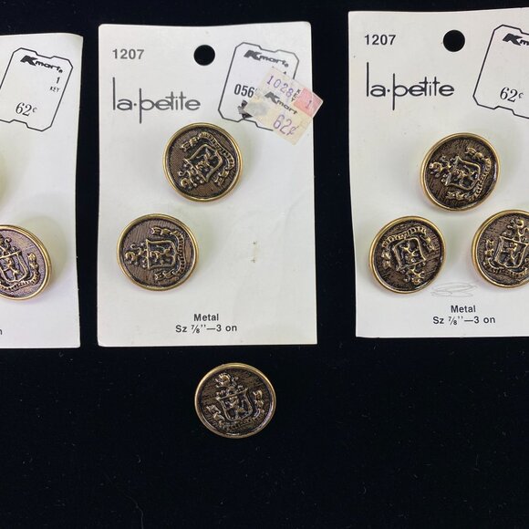 Vintage La Petite Spectemur Agendo Metal Shank 9 Buttons Lot of 3 Cards - Picture 3 of 10